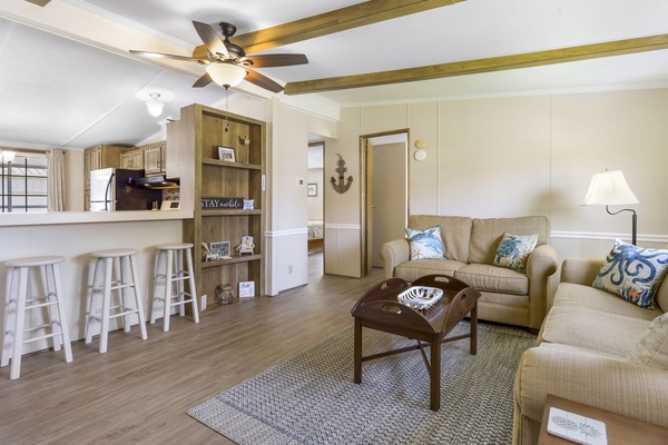 Welcome to Saltwater Cottage on beautiful Chincoteague Island.