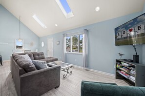 Televisión y reproductor de DVD 