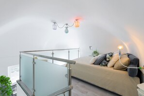 1 bedroom, free WiFi, bed sheets - Ivi house with private pool sea view (Positano)