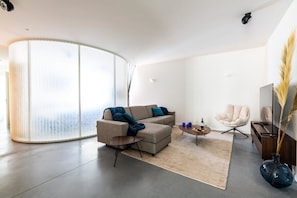 Télévision, espaces bureaux