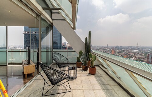 Casa Reforma by Kukun