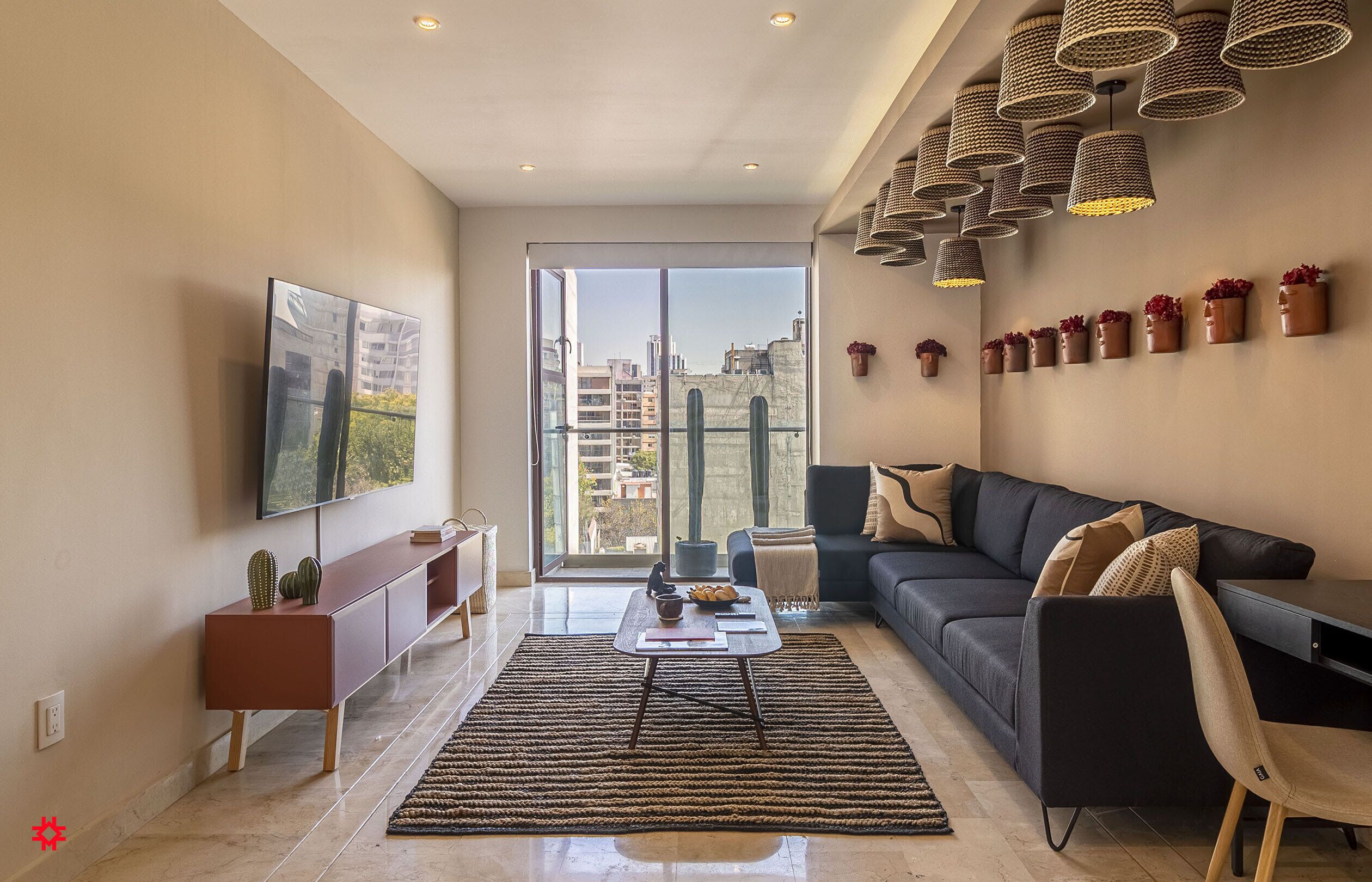 New Splendid 3BR wBalcony