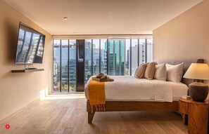 3 soveværelser, skrivebord, strygejern/strygebræt, Wi-Fi