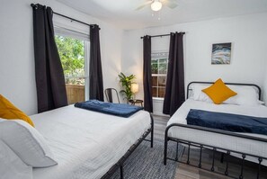 4 dormitorios, tabla de planchar con plancha, wifi y ropa de cama