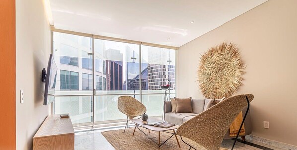 Televisor i oficines 