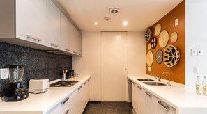 Fridge, microwave, oven, stovetop