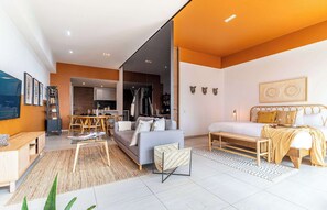 1 bedroom, desk, iron/ironing board, WiFi