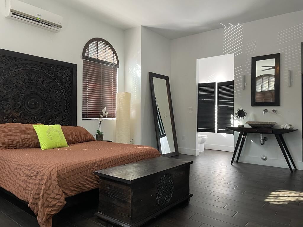 1 bedroom, desk, iron/ironing board, free WiFi