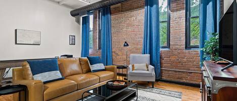 Télévision, espaces bureaux