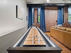 Games room - Lakefront Loft -  Downtown - Shuffle Board Table (Cleveland)
