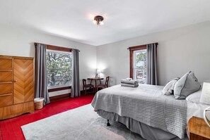 3 chambres, fer et planche à repasser, Wi-Fi, literie fournie