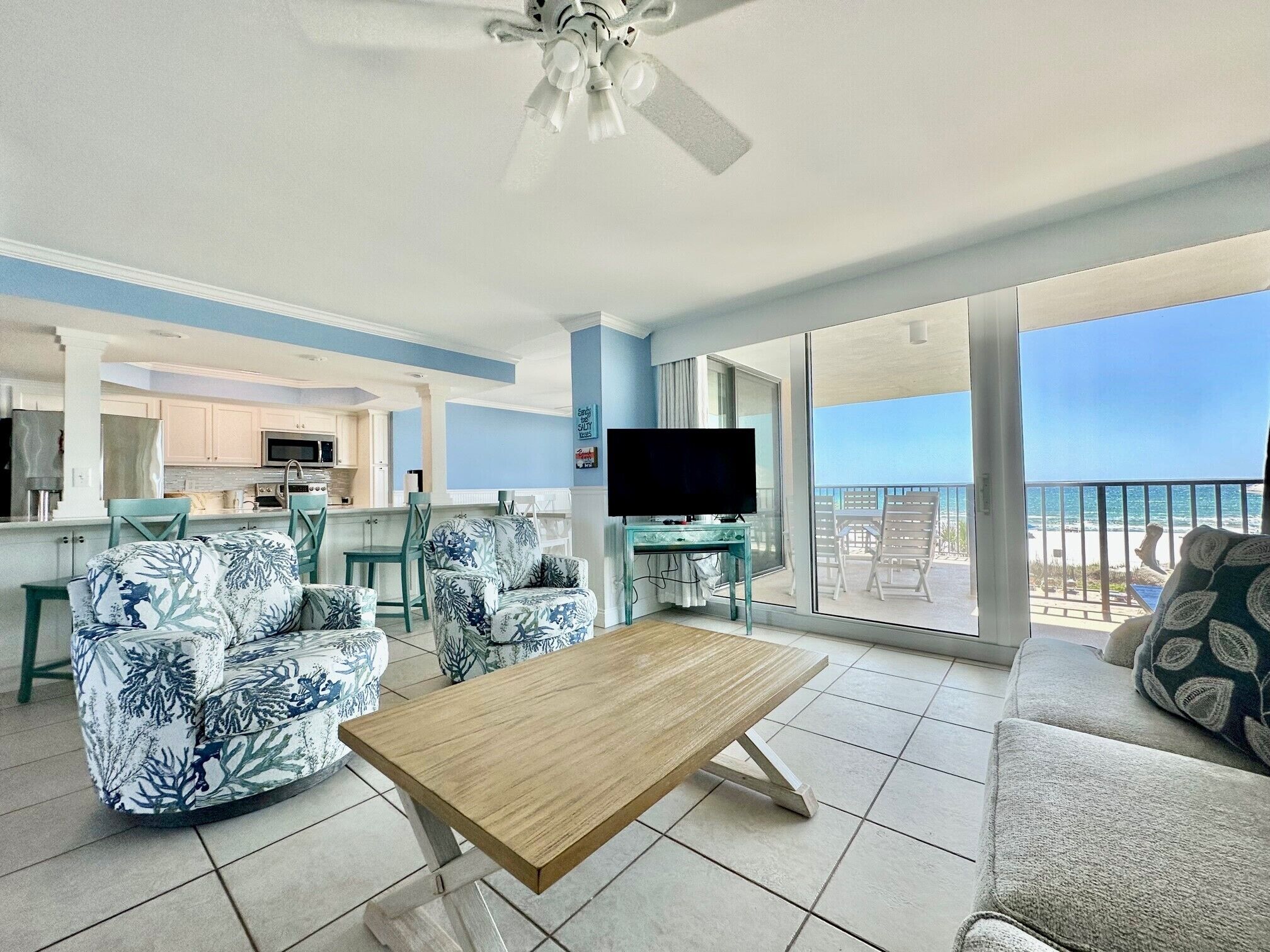 PW 312 - Pet Friendly 3 Bed Condo with Bunk Room!