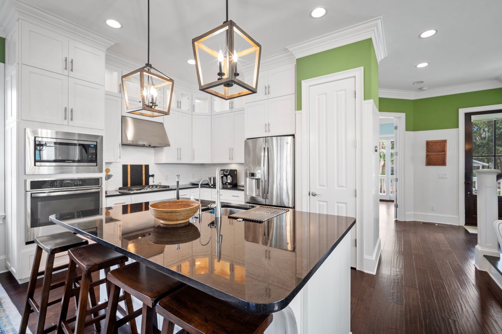 茶具/咖啡用具、餐桌、厨房岛台