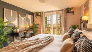 4 bedrooms, memory-foam beds, desk, iron/ironing board