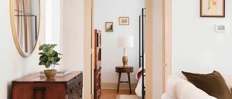 2 soverom, strykejern/-brett, wi-fi og sengetøy