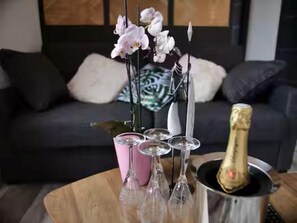 TV - Sunny dreams 50 metres from the beach and town center (Mers-les-Bains)