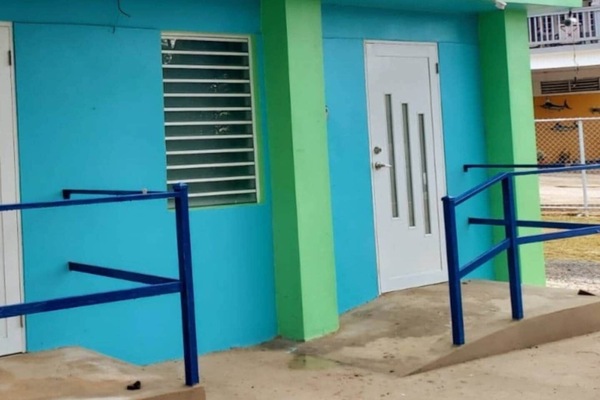 Large equipped studio with inverter air conditioning and patio deck for relaxing. Handicapped acces.