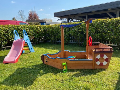 Kinder,-Haustierfreundliches Ferienhaus "Zur Friesenkate"