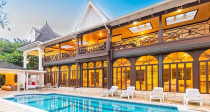 Villa Romana at Lyford Cay Nassau - Private Pool