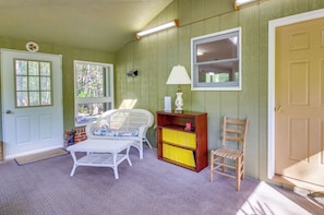 Interior - Shenandoah National Park: Cabin w/ Patio! (Elkton)