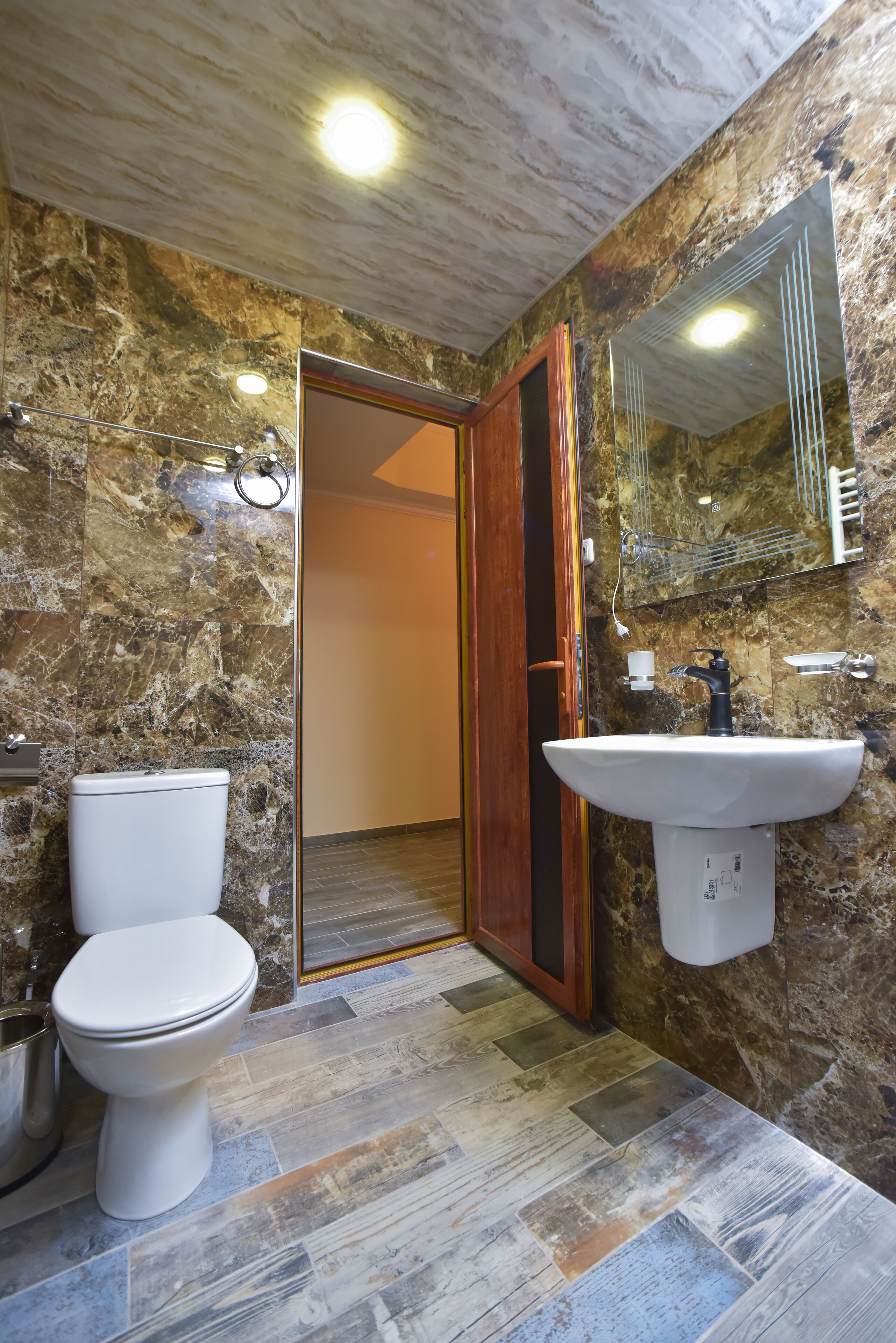 premium bedding, tempur-pedic beds, minibar, individually decorated