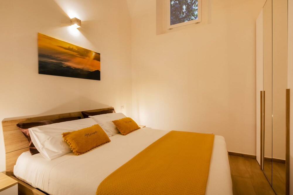 Refurbished, fully furnished apartment.