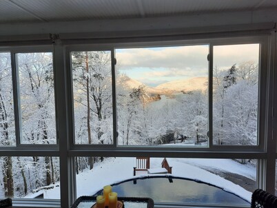 Beautiful waterfront lodge, private dock and breath taking views of Smith Mt.