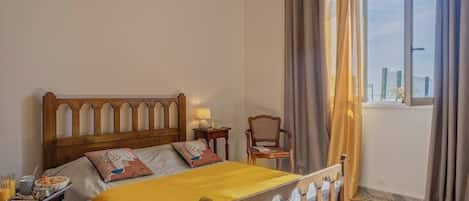 3 camere, Wi-Fi, lenzuola
