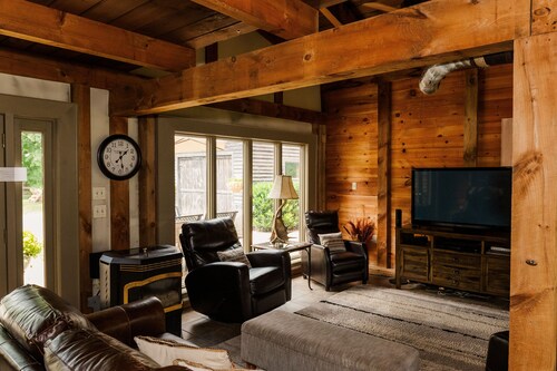 Four Oaks Farm w/Horse Barn, Patio & Gardens