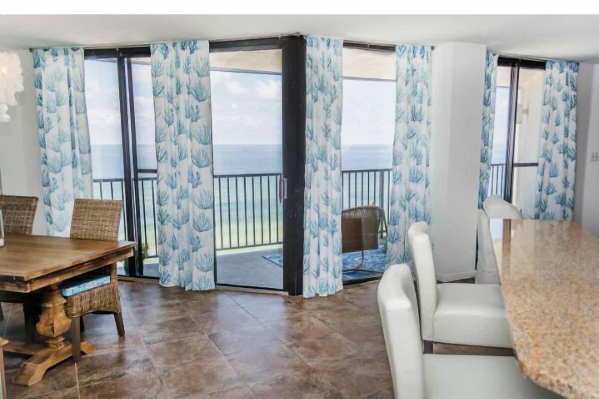 Apartment 802W | Kostenloses WLAN, Bettwäsche
