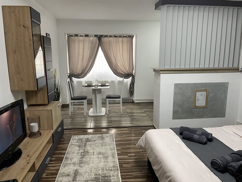 Luxury Central Studio/Hunedoara/romania