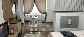 Luxury Central Studio/Hunedoara/romania