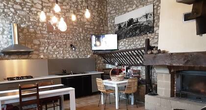 La grange de racco<br>(Jacuzzi and swimming pool)<br>2 nights mini<br>July and August 7 nights mini
