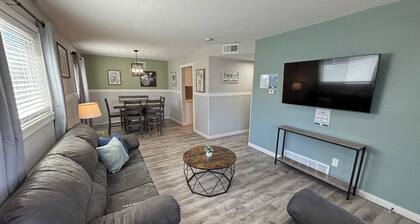Modern Family Home with Three King Beds Near VA & Anschutz