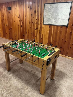 Spielezimmer