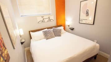 4 slaapkamers, een strijkplank/strijkijzer, wifi, beddengoed