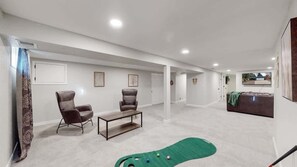 Spielezimmer