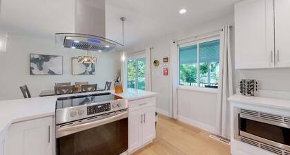 Cozy Four Bedroom Family Retreat with Yard and Air Hockey