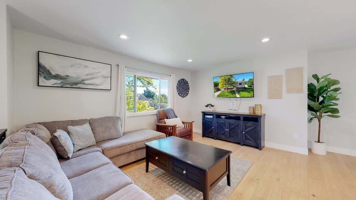 TV, offices