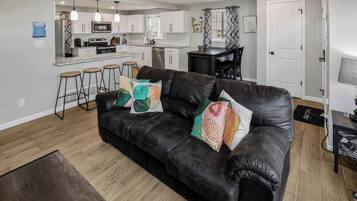 TV, fireplace, offices