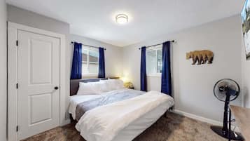 2 bedrooms, iron/ironing board, travel cot, WiFi