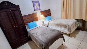 Villa tradicional | 5 dormitorios, mobiliario individual, wifi y ropa de cama