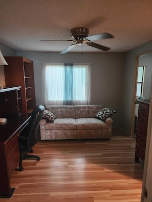 Smart TV - Full House for Rent, 55+ Community with many Amenities. (Sarasota)