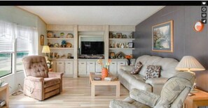 Smart TV - Full House for Rent, 55+ Community with many Amenities. (Sarasota)