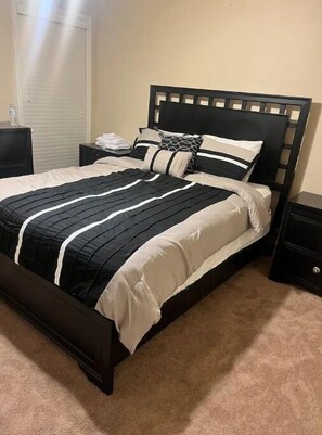 4 quartos, ferros/tábuas de passar roupa, Wi-Fi, roupa de cama