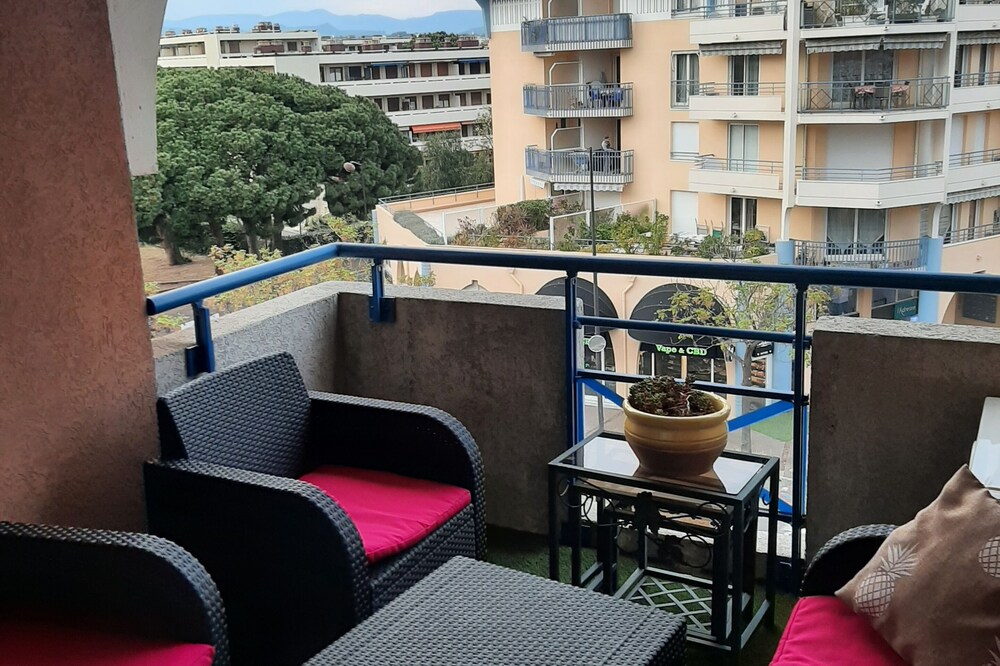 studio near the beach