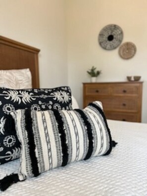 3 sovrum, strykjärn/strykbräda, gratis wi-fi och sängkläder