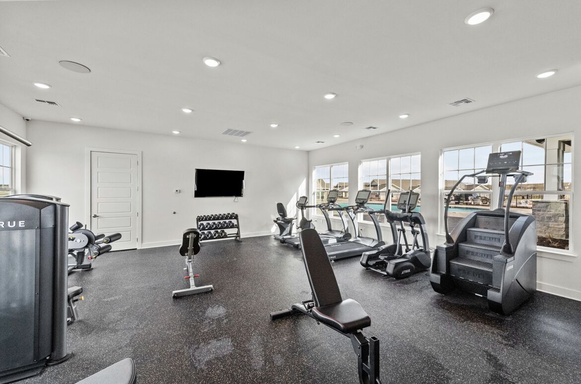 FtWorth NR DFW airport Wifi gym pool 1/1 Garage