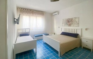 1 camera, culla da viaggio, Wi-Fi gratuito, lenzuola