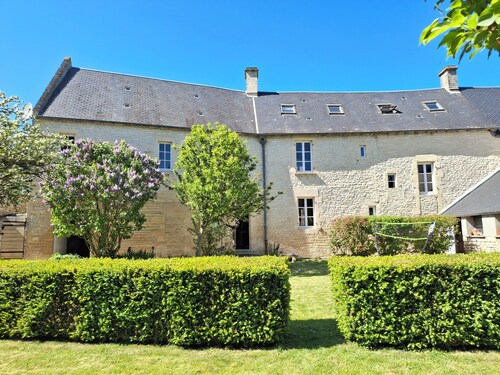Maison de Campagne Avec Grand Jardin - Beaucoup de Cachet